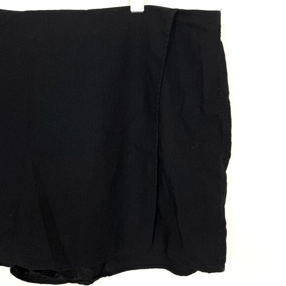 Old Navy Linen Wrap Mini Skort - Picture 4 of 7